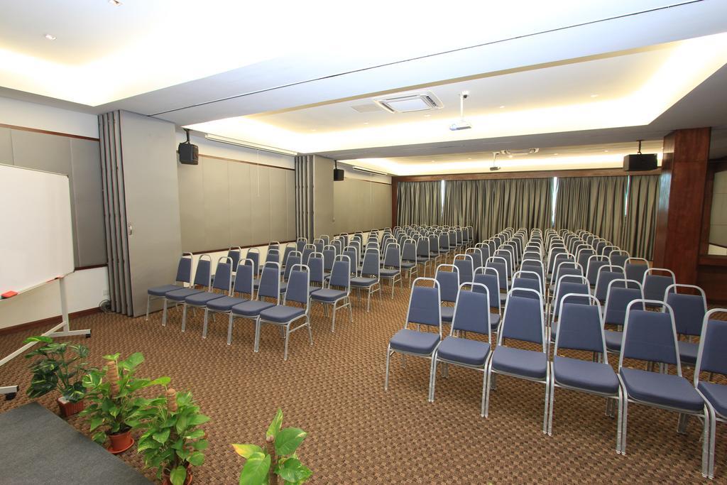 Ipoh Downtown Hotel Екстер'єр фото