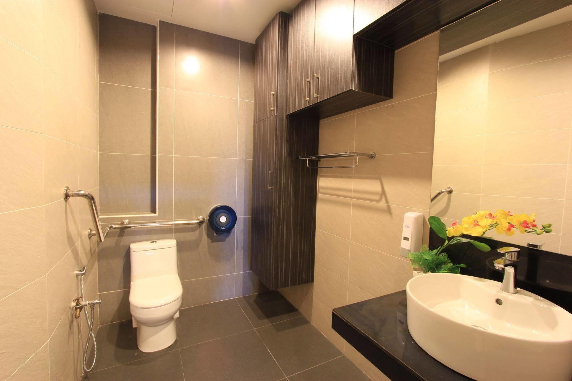 Ipoh Downtown Hotel Екстер'єр фото
